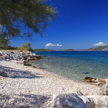 Tri Zala 9237a 公寓 Zrnovo